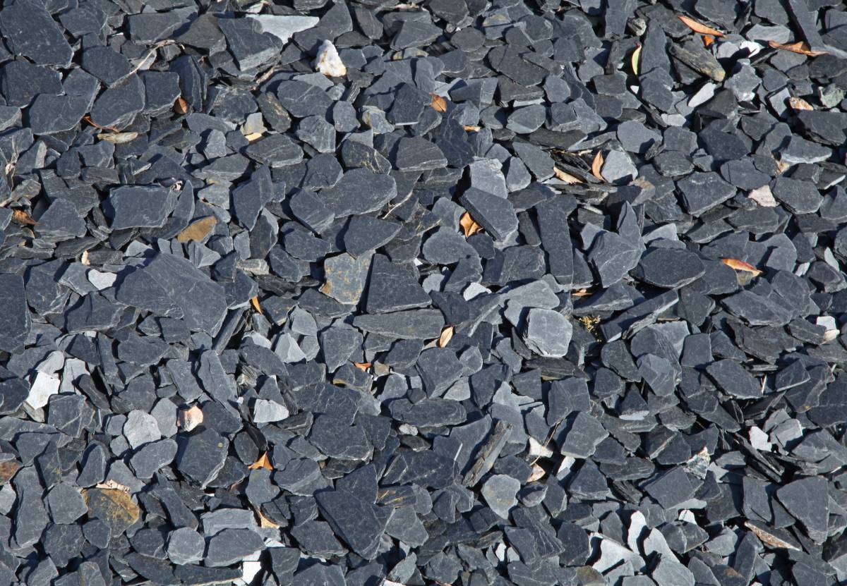 FOTOLIA_57493960_SUBSCRIPTION_MONTHLY_XXL | TPDC Pourquoi faire un paillage minéral dans son jardin ? Kingersheim